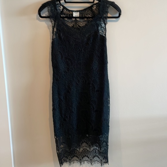 Intimately Free People Peekaboo Scalloped Lace Slip Dress - Picture 5 of 11